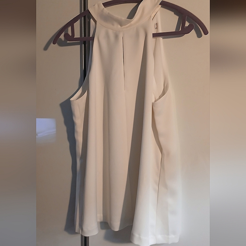 Elegant Light Cream Sleeveless Dress Blouse. (Off-white)